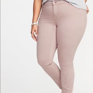 Old Navy Build In Warm Rockstar Super Skinny Jeans